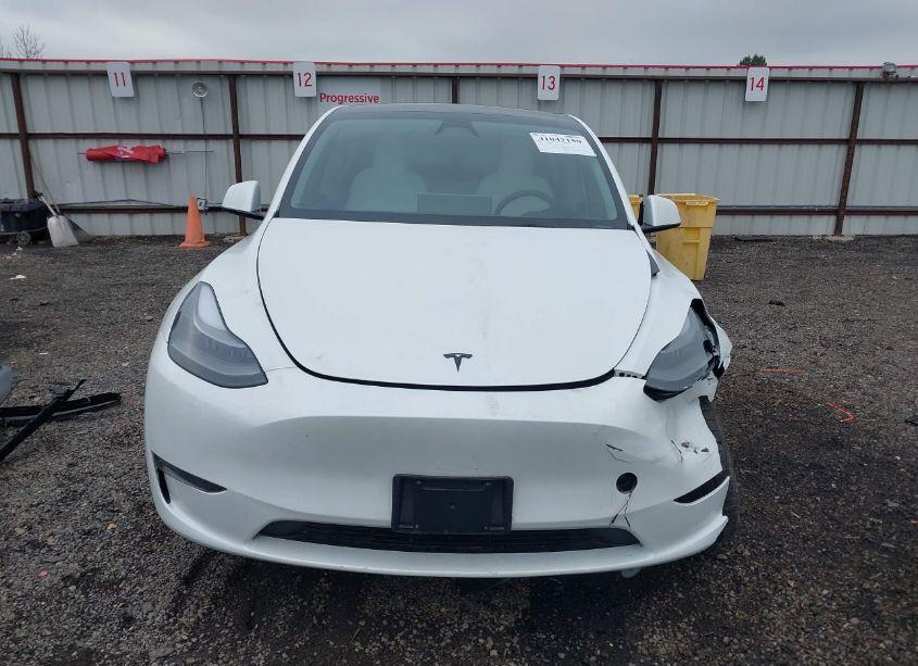 Thumbnail 3 of 2024 TESLA MODEL Y LONG RANGE DUAL MOTOR ALL-WHEEL DRIVE