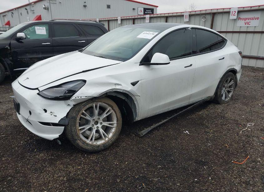 Thumbnail 8 of 2024 TESLA MODEL Y LONG RANGE DUAL MOTOR ALL-WHEEL DRIVE