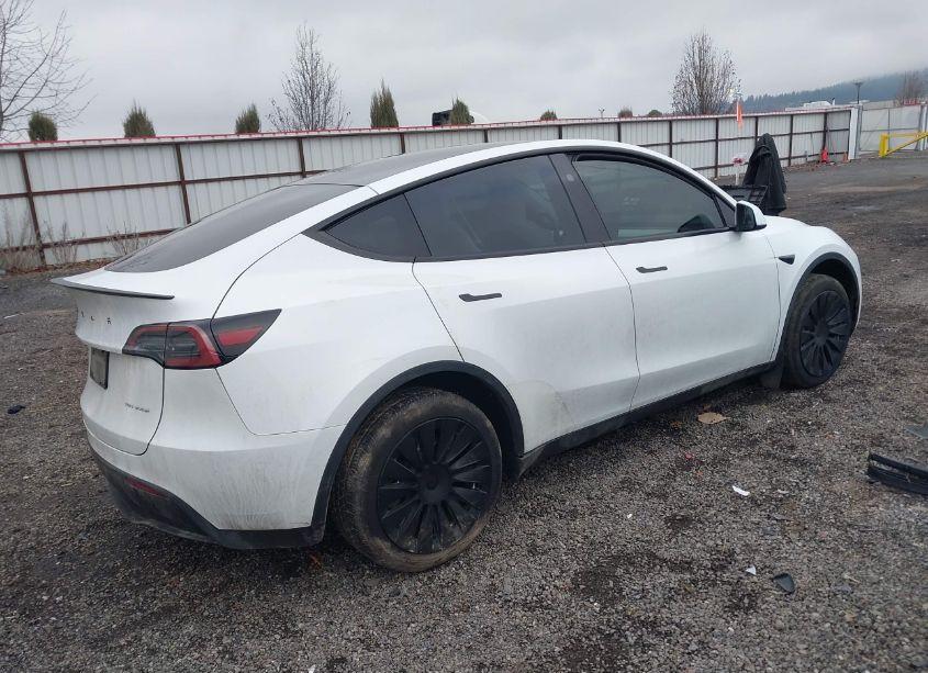 Thumbnail 10 of 2024 TESLA MODEL Y LONG RANGE DUAL MOTOR ALL-WHEEL DRIVE