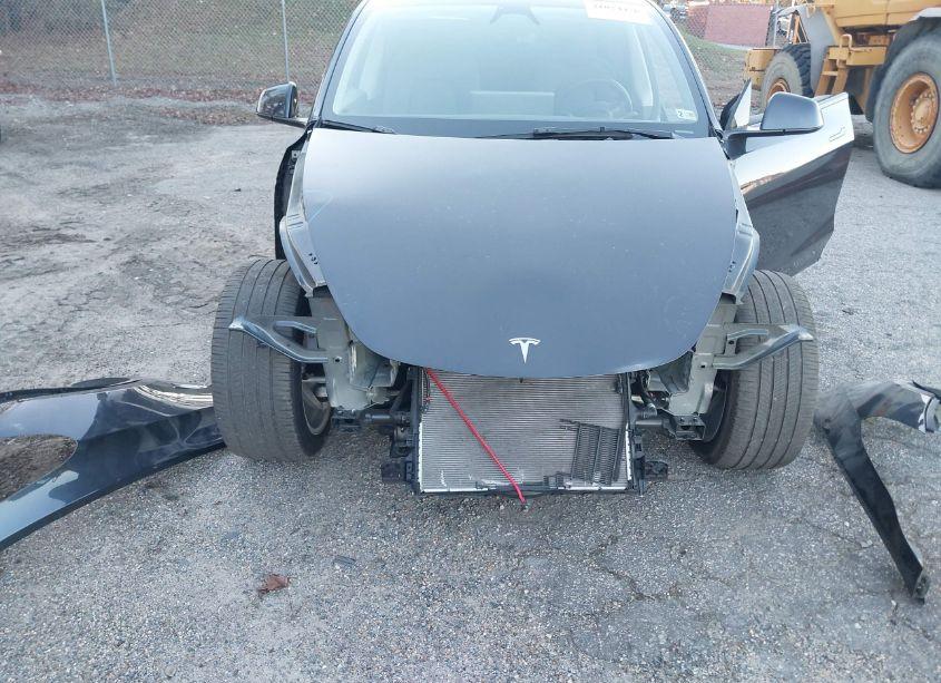 Thumbnail 16 of 2024 TESLA MODEL Y LONG RANGE DUAL MOTOR ALL-WHEEL DRIVE