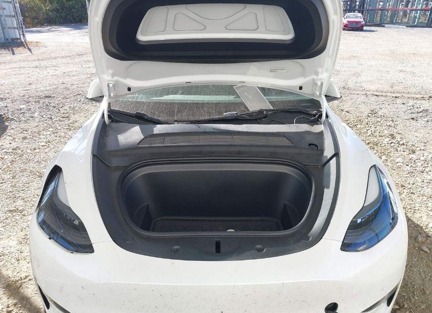 Thumbnail 2 of 2024 TESLA MODEL Y PERFORMANCE DUAL MOTOR ALL-WHEEL DRIVE