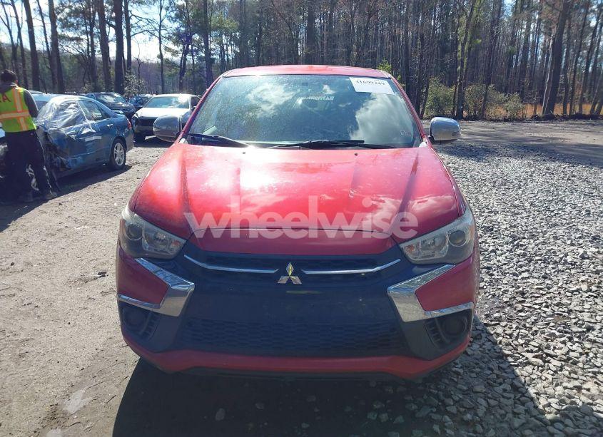Thumbnail 4 of 2018 MITSUBISHI OUTLANDER SPORT 2.0 ES