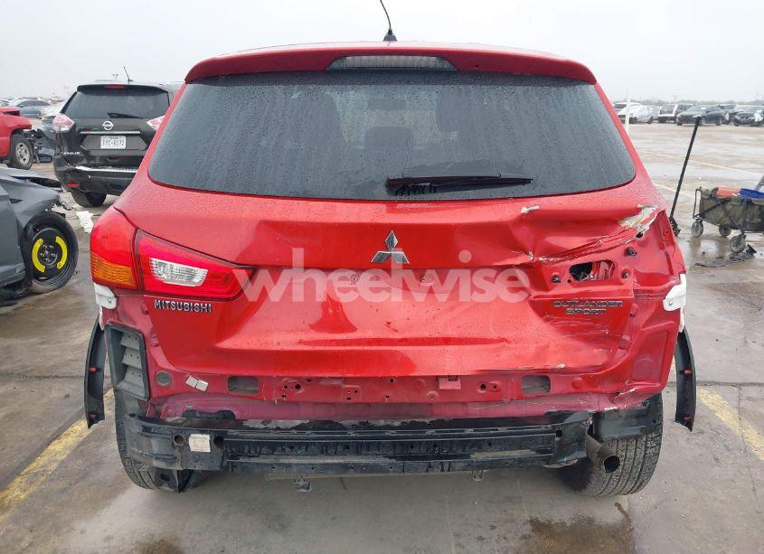 Thumbnail 9 of 2016 MITSUBISHI OUTLANDER SPORT 2.0 ES
