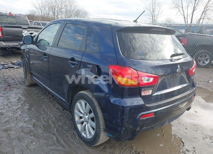 Thumbnail 11 of 2011 MITSUBISHI OUTLANDER SPORT SE