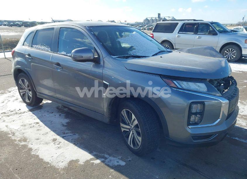 Photo of MITSUBISHI OUTLANDER SPORT 2.0 BE /2.0 ES /2.0 LE /2.0 SE