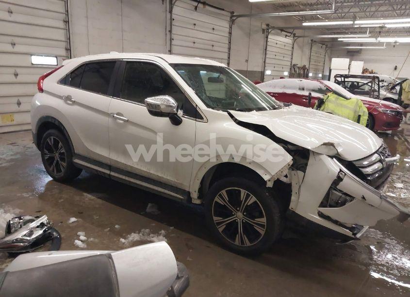 Photo of MITSUBISHI ECLIPSE CROSS SE