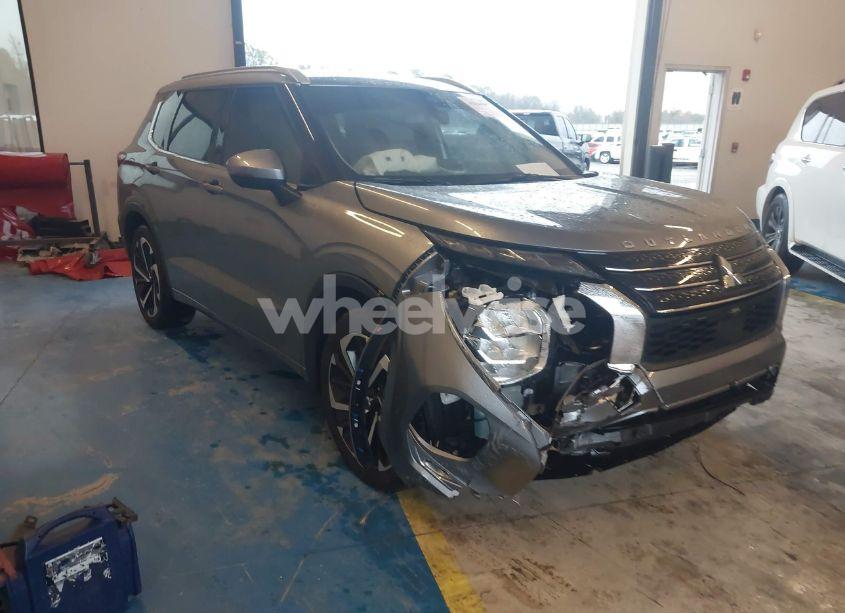 Photo of MITSUBISHI OUTLANDER SEL 2.5 2WD