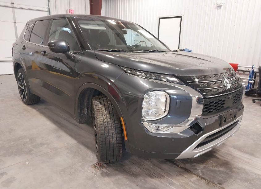 Photo of MITSUBISHI OUTLANDER SE 2.5 S-AWC/SE BLACK EDITION S-AWC/SE BLACK EDITION W/PANO ROOF S-AWC/SE RALLIART S-AWC