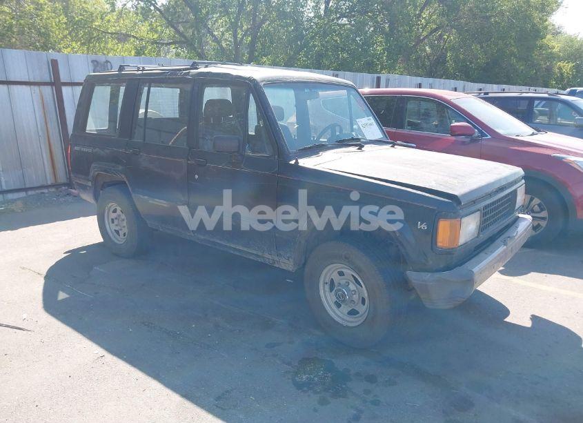 1991 Isuzu Trooper - Photo 1
