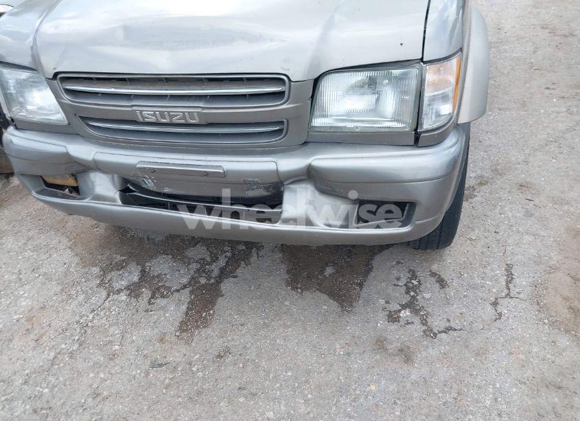 2002 Isuzu Trooper