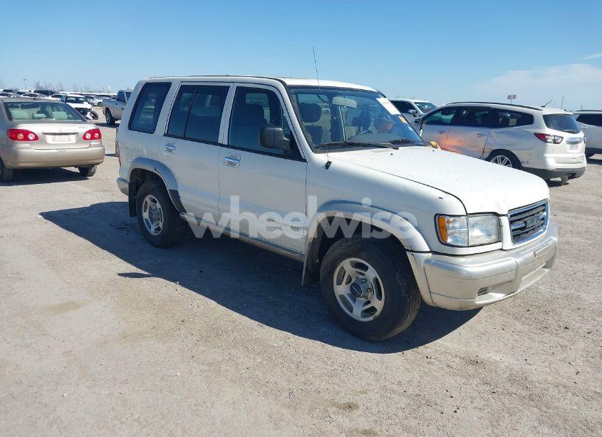1998 Isuzu Trooper - Photo 1