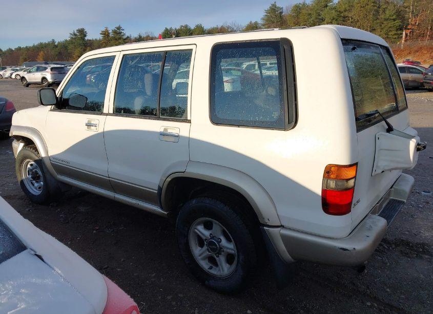 1999 Isuzu Trooper