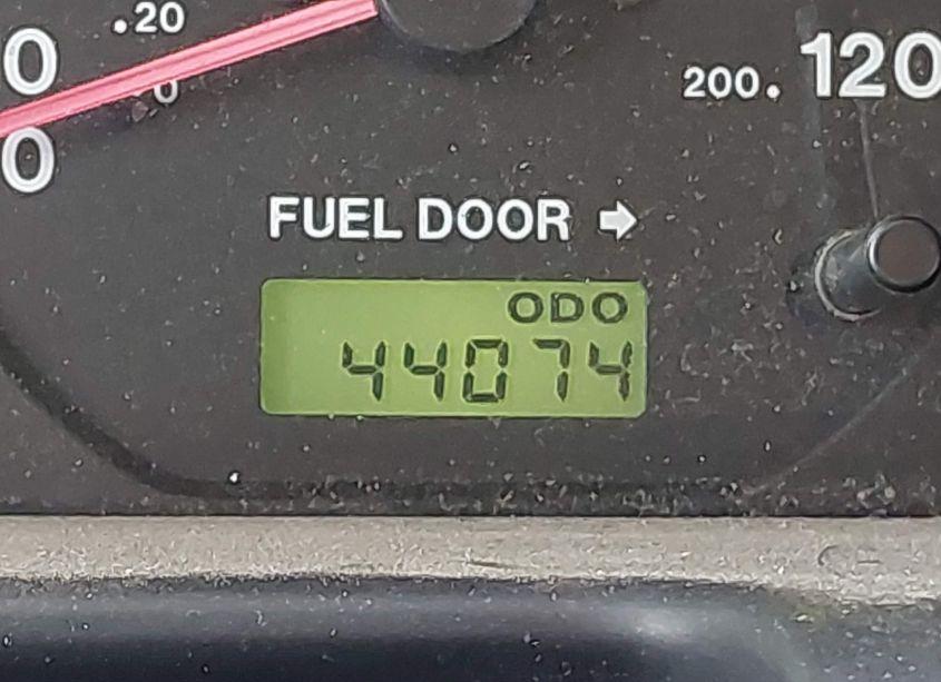 1999 Isuzu Trooper