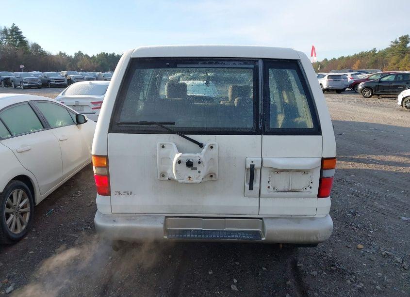 1999 Isuzu Trooper
