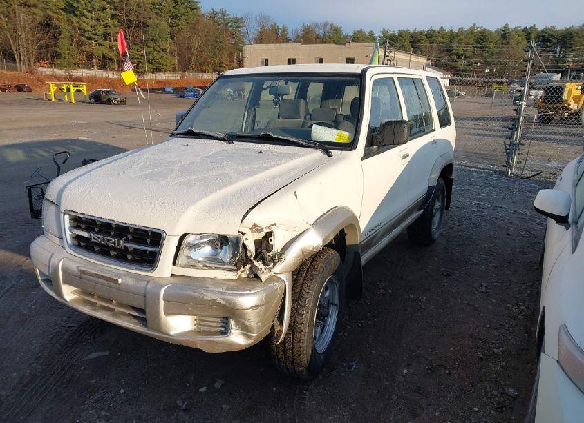 1999 Isuzu Trooper