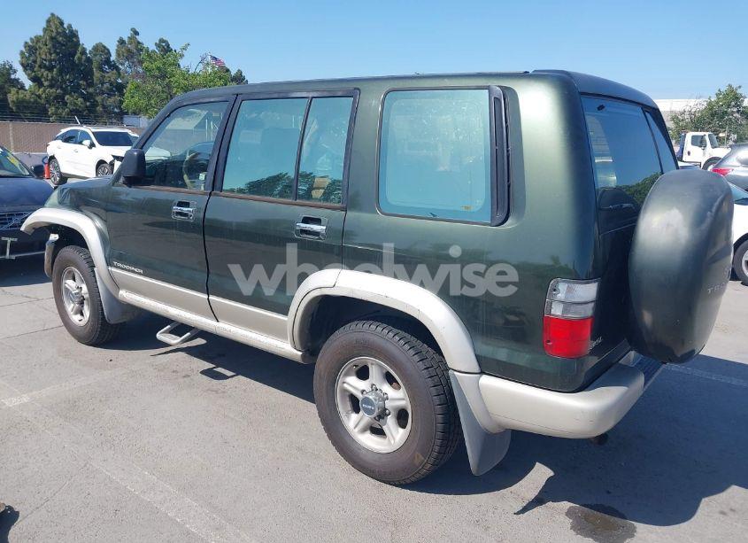 2002 Isuzu Trooper