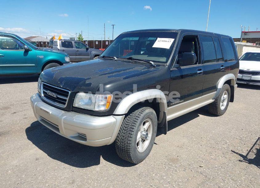 1999 Isuzu Trooper