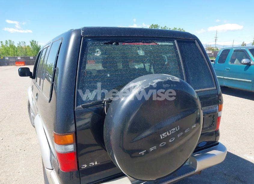 1999 Isuzu Trooper