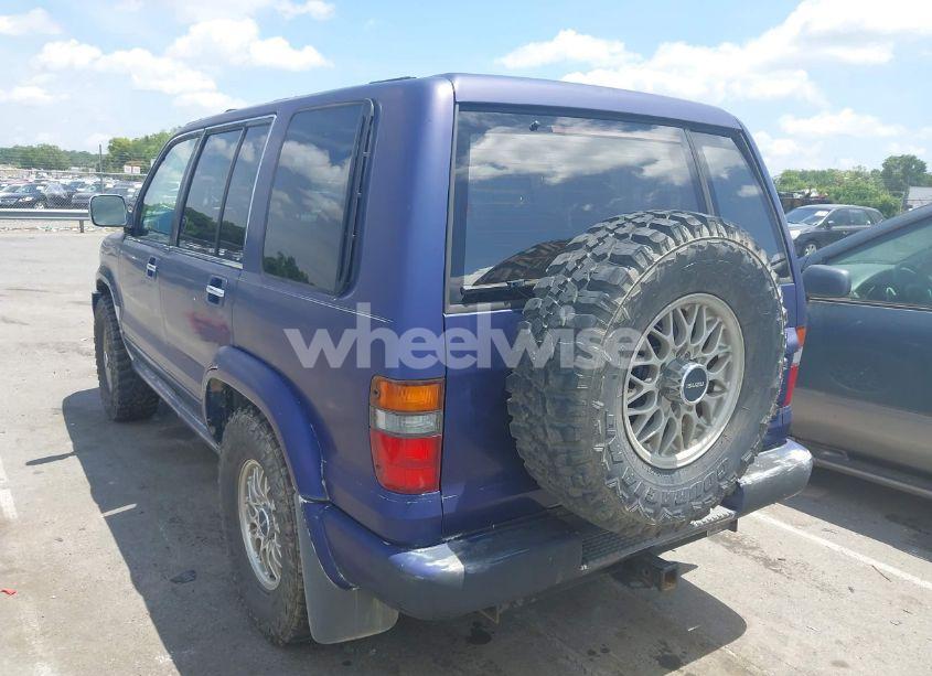 1998 Isuzu Trooper