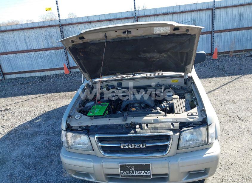 1998 Isuzu Trooper