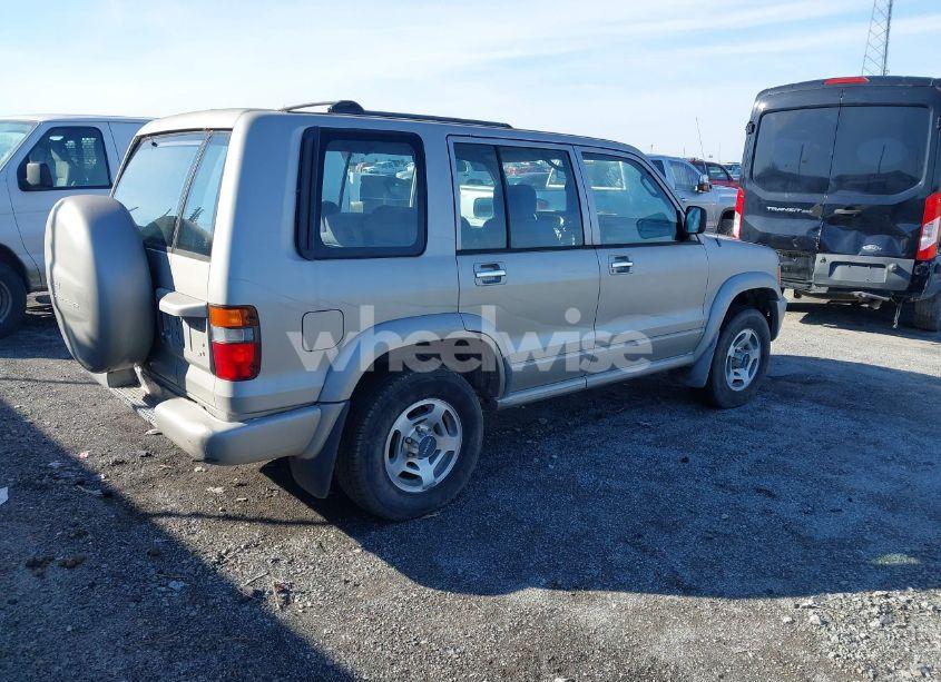 1998 Isuzu Trooper