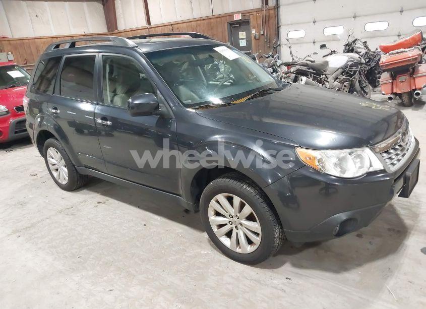 Main photo of 2013 SUBARU FORESTER 2.5X LIMITED with VIN JF2SHAEC0DH439895