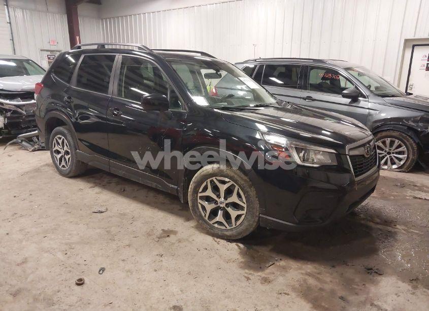 Photo of SUBARU FORESTER PREMIUM