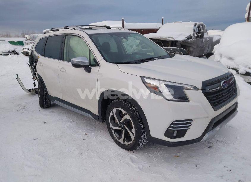 Photo of SUBARU FORESTER TOURING