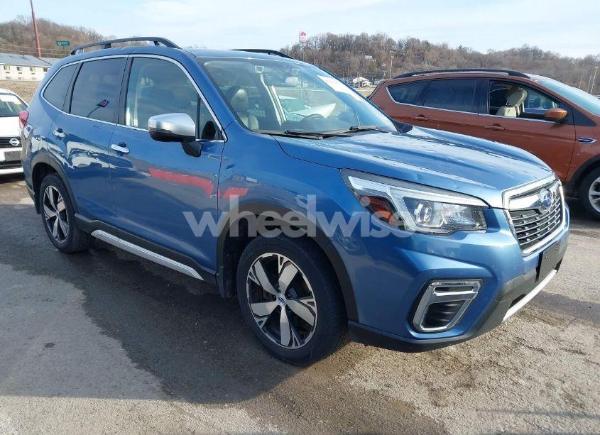 Photo of SUBARU FORESTER TOURING