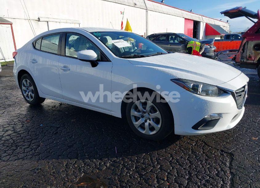 Main photo of 2014 MAZDA MAZDA3 with VIN JM1BM1U71E1119851