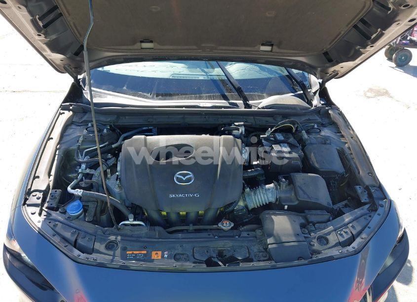 Thumbnail 2 of 2019 MAZDA MAZDA3 HATCHBACK PREFERRED PACKAGE