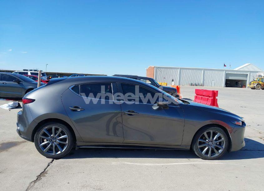 Thumbnail 5 of 2019 MAZDA MAZDA3 HATCHBACK PREFERRED PACKAGE