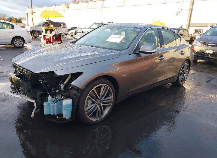 Thumbnail 10 of 2014 INFINITI Q50 HYBRID SPORT