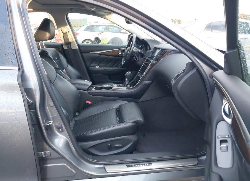Thumbnail 13 of 2014 INFINITI Q50 HYBRID SPORT