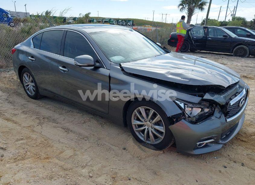 Photo of INFINITI Q50 3.0T PREMIUM