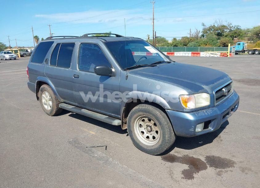 Photo of NISSAN PATHFINDER SE