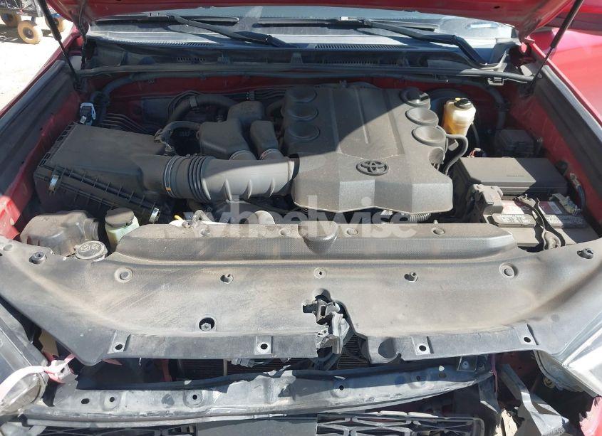 Thumbnail 2 of 2021 TOYOTA 4RUNNER SR5