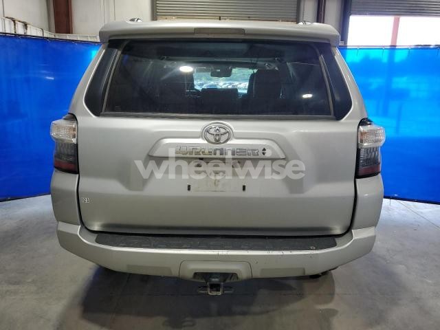 2023 TOYOTA 4RUNNER SE