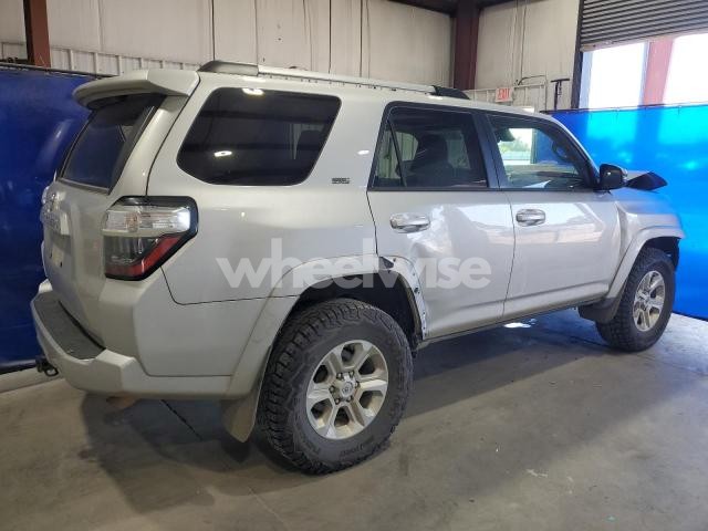 2023 TOYOTA 4RUNNER SE