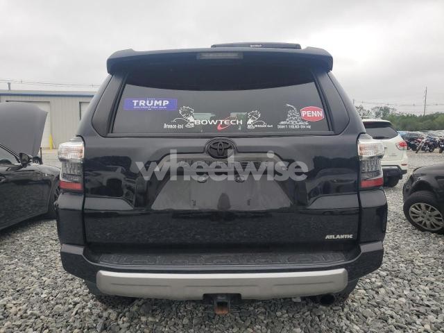 2023 TOYOTA 4RUNNER SE