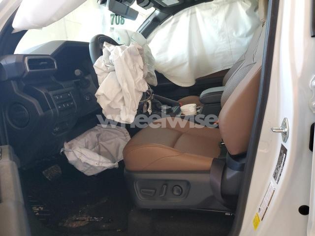 2025 TOYOTA 4RUNNER LIMITED