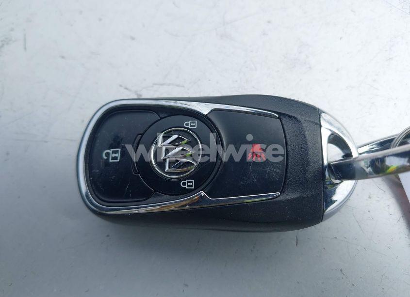 Thumbnail 3 of 2020 BUICK ENCORE FWD PREFERRED