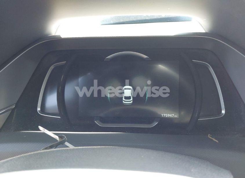 Thumbnail 14 of 2020 HYUNDAI IONIQ HYBRID LIMITED