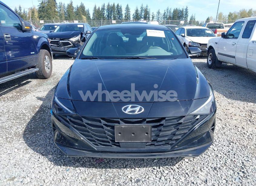 Thumbnail 4 of 2023 HYUNDAI ELANTRA SEL