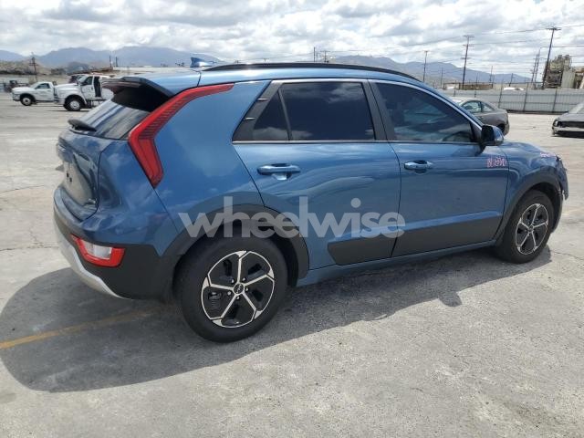2024 KIA NIRO EX