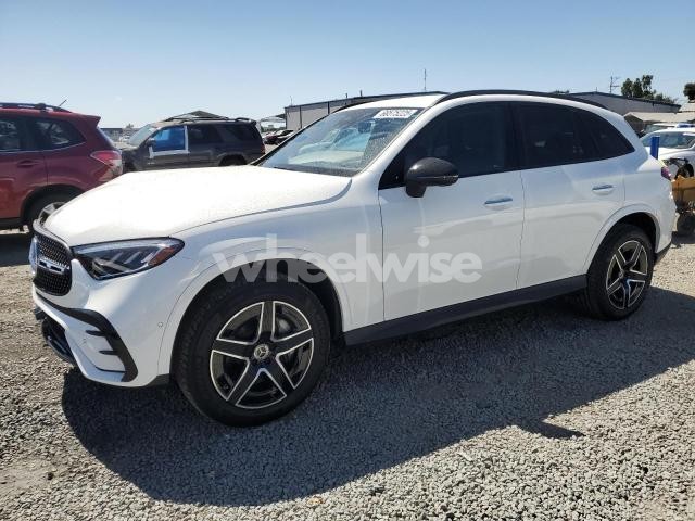 2025 MERCEDES-BENZ GLC 300 4MATIC