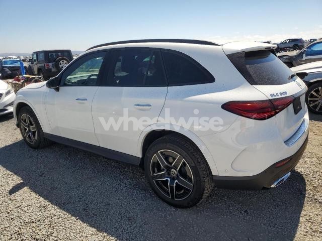 2025 MERCEDES-BENZ GLC 300 4MATIC