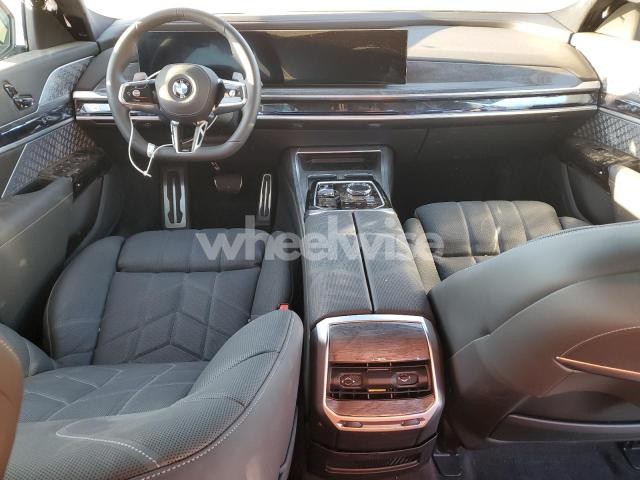 2024 BMW 760 XI