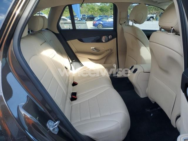 2016 MERCEDES-BENZ GLC 300 4MATIC