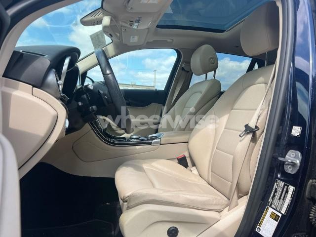 2017 MERCEDES-BENZ GLC 300 4MATIC